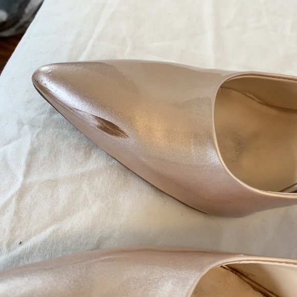 Nine West pointy toe pumps, 3" heels - Picture 2 of 5